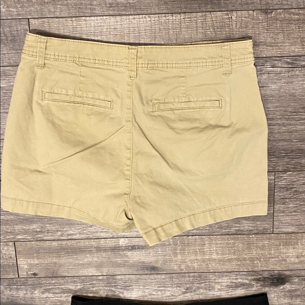 Women's Chino shorts bundle - Picture 4 of 7